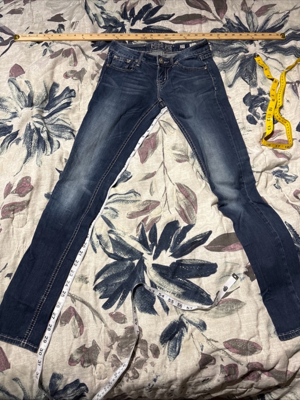 Miss Me Navy Dark Wash Skinny Jeans